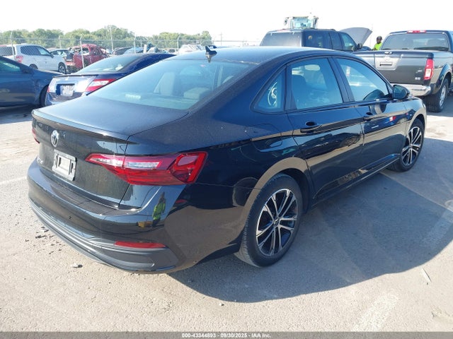 Auction sale of the 2022 Volkswagen Jetta 1.5t Sport, vin: 3VWBM7BUXNM032932, lot number: 43344893