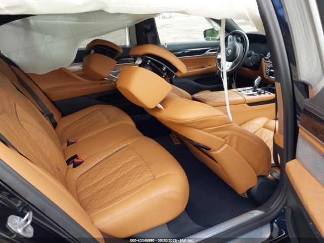 2022 BMW 750 WBA7U2C02NCG91323 Photo 7