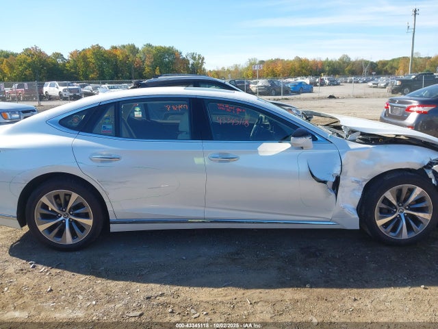 JTHD51GF0L5008012 Lexus v35a-fts