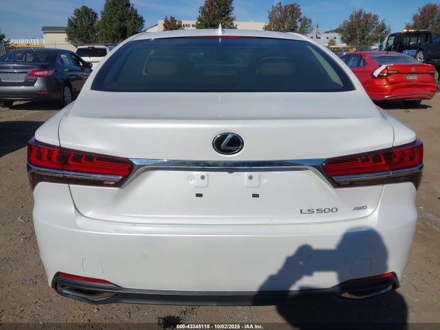 JTHD51GF0L5008012 Lexus v35a-fts