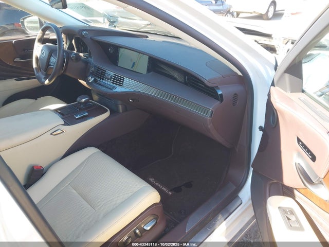JTHD51GF0L5008012 Lexus v35a-fts