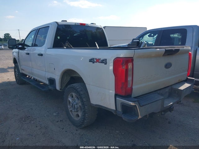 Ford 2025 2025 1FT7W2BT9SEC99641 Image 3