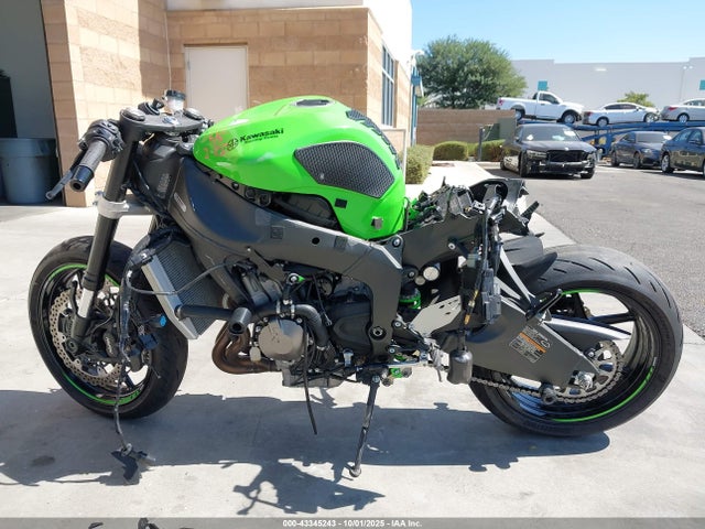 JKBZXJH13PA018606 Kawasaki 2023