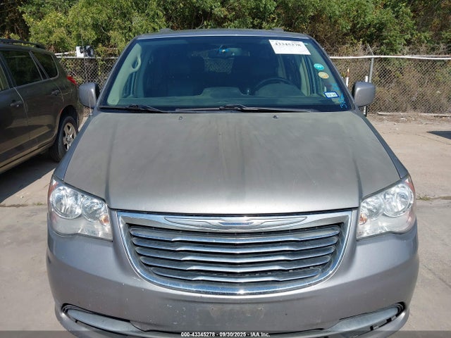 2C4RC1BG1GR296564 Chrysler Town and Country