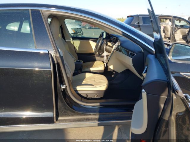 2013 TESLA MODEL S 5YJSA1DP1DFP14021 Photo 4