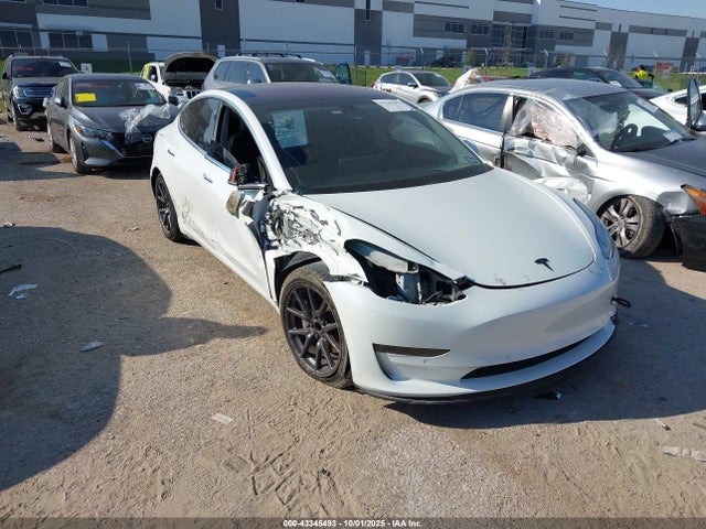 2018 TESLA MODEL 3 5YJ3E1EA8JF035250 Photo 0