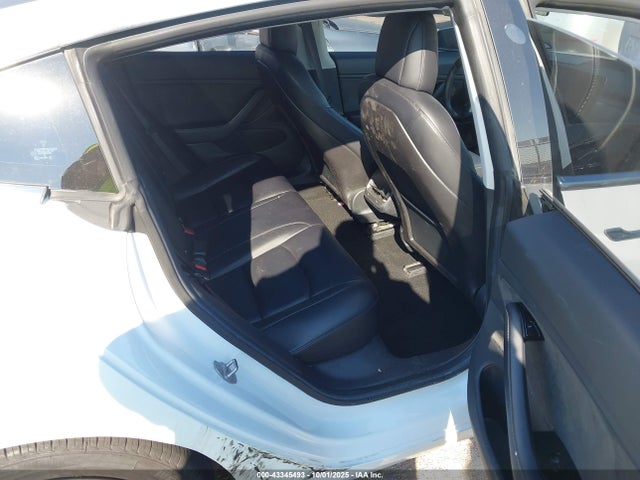 2018 TESLA MODEL 3 5YJ3E1EA8JF035250 Photo 7