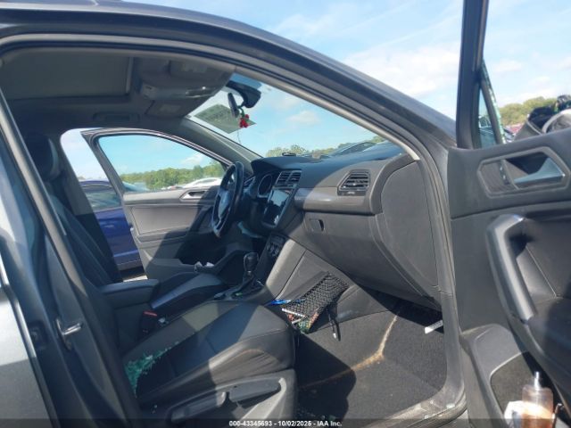 2019 VOLKSWAGEN TIGUAN 3VV2B7AX3KM035401 Photo 4
