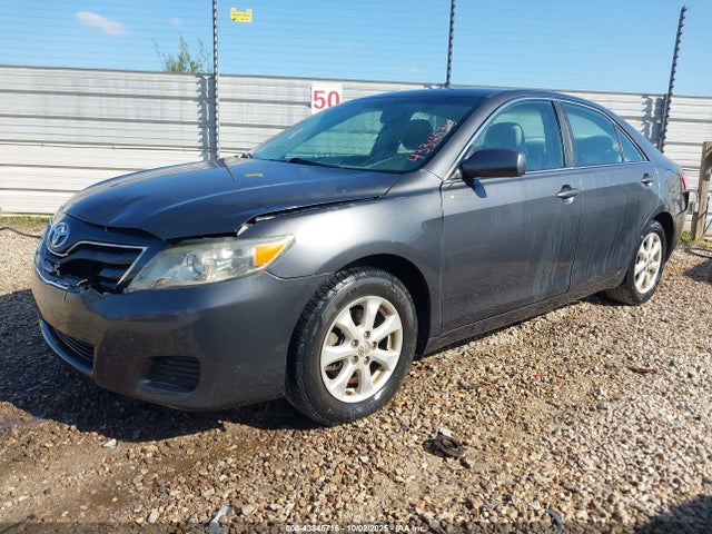 2011 Toyota Camry Le მანქანა იყიდება აუქციონზე, vin: 4T1BF3EK6BU724852, აუქციონის ნომერი: 43345716