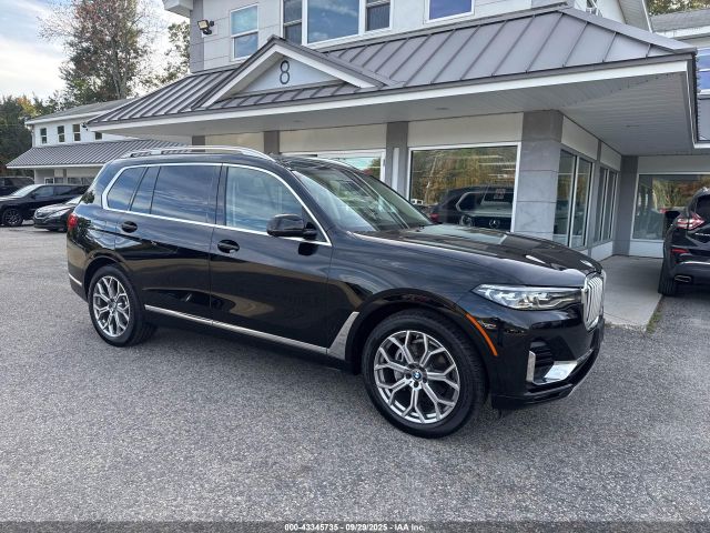 2021 BMW X7 5UXCW2C01M9G78181