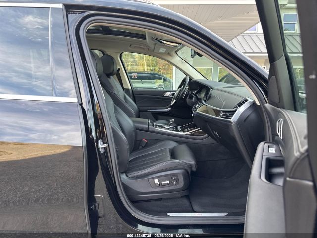 2021 BMW X7 5UXCW2C01M9G78181 Photo 4