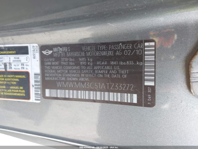 2010 MINI COOPER S CLUBMAN WMWMM3C51ATZ33272 Photo 8