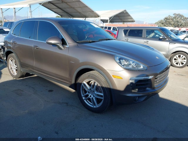 2015 PORSCHE CAYENNE WP1AF2A21FLA37403