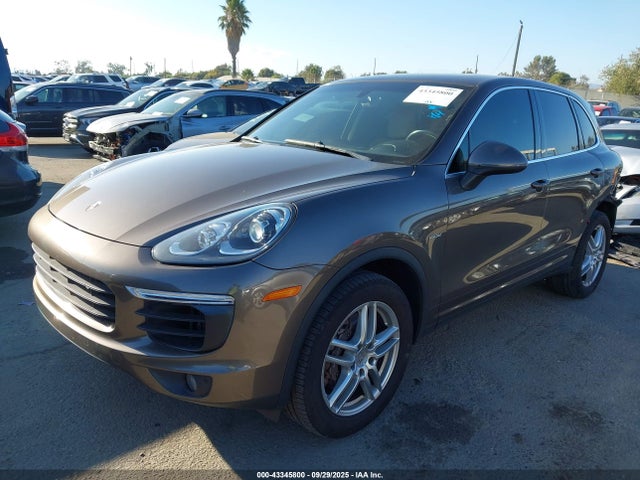 2015 PORSCHE CAYENNE WP1AF2A21FLA37403 Photo 1