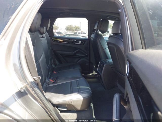 2019 PORSCHE CAYENNE WP1AA2AY2KDA06409 Photo 7