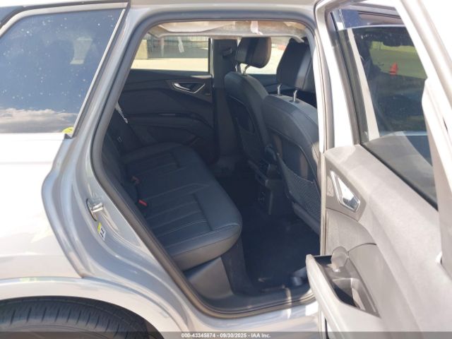 2023 AUDI Q4 E-TRON WA1BCBFZ5PP009239 Photo 7