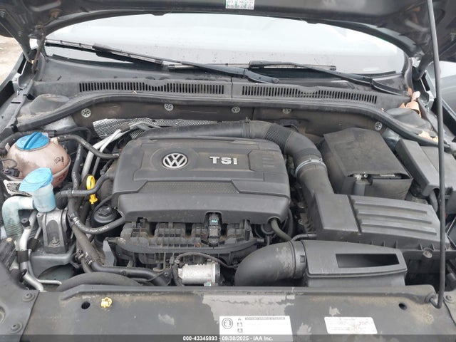 3VWD07AJ9EM214052 Volkswagen Jetta