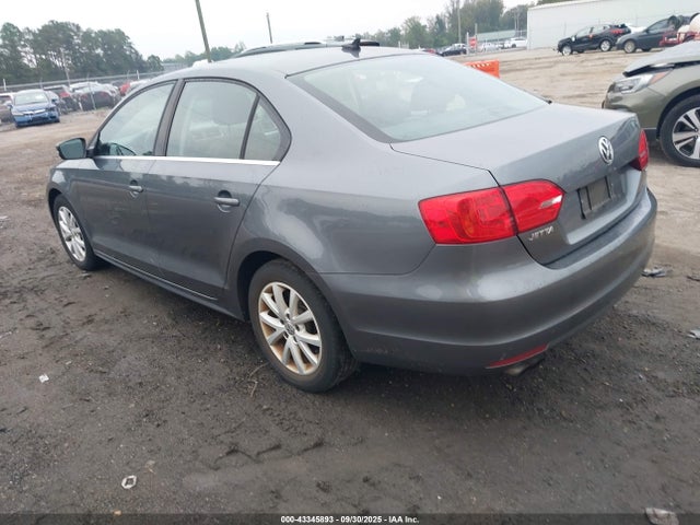 3VWD07AJ9EM214052 Volkswagen Jetta