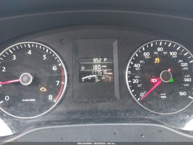 3VWD07AJ9EM214052 Volkswagen Jetta