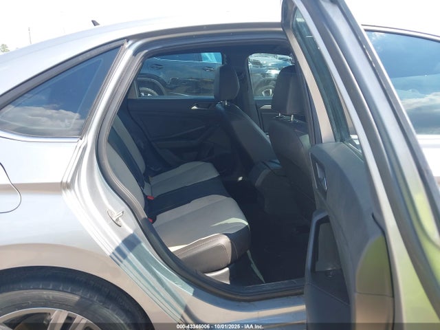 Volkswagen 1.4 tsi 2019 3VWC57BU1KM220221 Image 8
