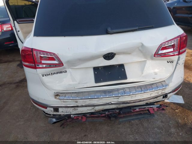 2015 VOLKSWAGEN TOUAREG WVGEF9BP0FD002900 Photo 5