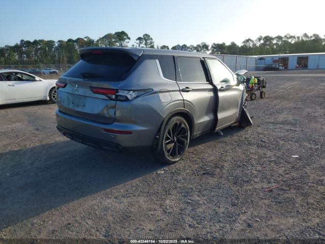 2022 MITSUBISHI OUTLANDER JA4J3UA88NZ089465 Photo 3