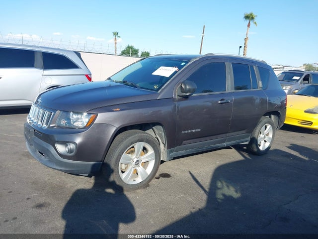 Jeep 2015 2015 1C4NJDBB4FD282749 Image 6