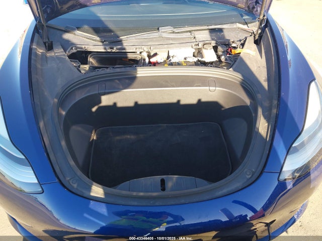 5YJ3E1EA8JF012275 Tesla MODEL 3