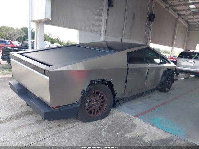 2024 TESLA CYBERTRUCK 7G2CEHEE0RA030710 Photo 3