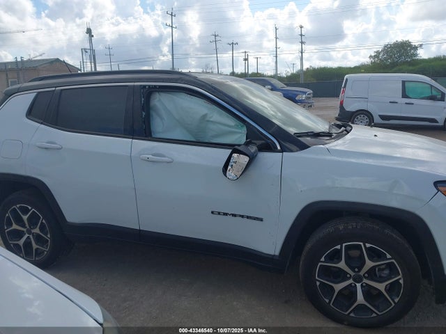Jeep 2025 2025 3C4NJDCN4ST614525 Image 13
