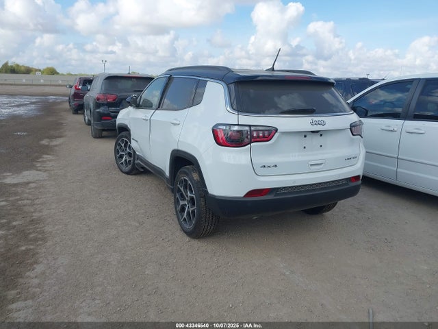 Jeep 2025 2025 3C4NJDCN4ST614525 Image 3