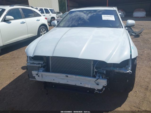 2021 JAGUAR XF SAJBL4GX1MCY90105 Photo 5