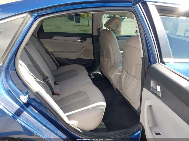 Hyundai Sonata 2016 5NPE24AF4GH393055 Image 8