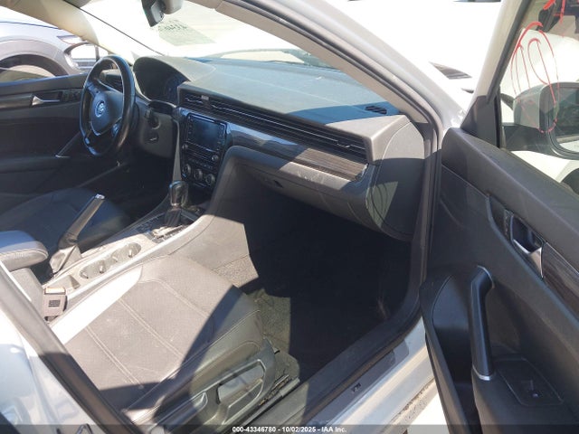 43346780 :رقم المزاد ، 1VWMA7A31LC021956 vin ، 2020 Volkswagen Passat 2.0t R-line مزاد بيع