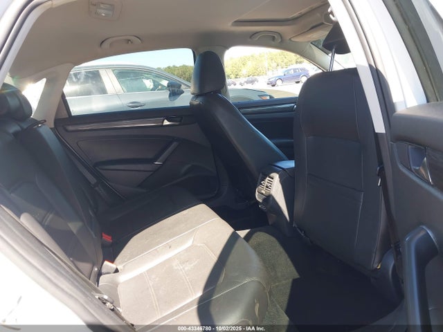 43346780 :رقم المزاد ، 1VWMA7A31LC021956 vin ، 2020 Volkswagen Passat 2.0t R-line مزاد بيع
