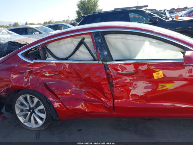 2018 TESLA MODEL 3 5YJ3E1EB1JF117278 Photo 5
