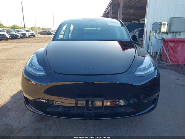 Продаж на аукціоні авто 2021 Tesla Model Y Performance Dual Motor All-wheel Drive/standard Range Rear-wheel Drive, vin: 5YJYGAEDXMF177078, номер лоту: 43346854