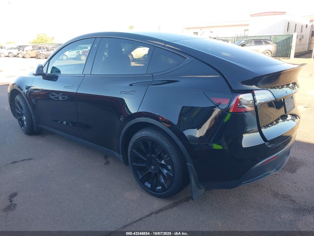 Продаж на аукціоні авто 2021 Tesla Model Y Performance Dual Motor All-wheel Drive/standard Range Rear-wheel Drive, vin: 5YJYGAEDXMF177078, номер лоту: 43346854