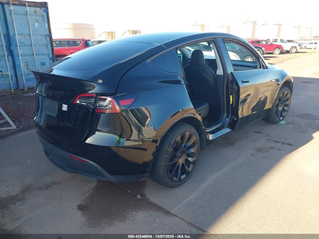 Продаж на аукціоні авто 2021 Tesla Model Y Performance Dual Motor All-wheel Drive/standard Range Rear-wheel Drive, vin: 5YJYGAEDXMF177078, номер лоту: 43346854
