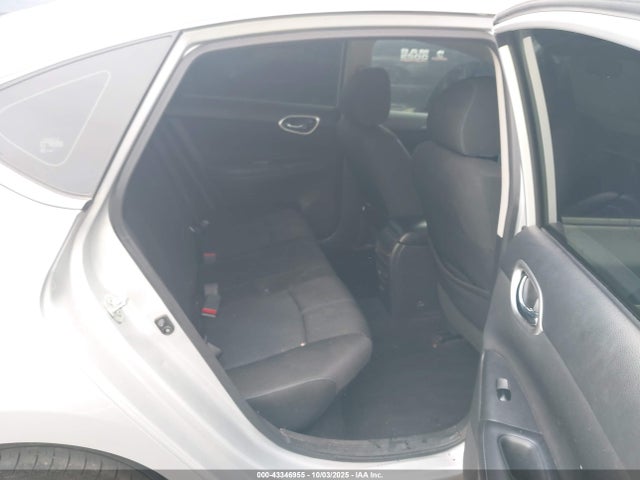Nissan Sentra 2018 3N1AB7AP1JY256015 Image 8