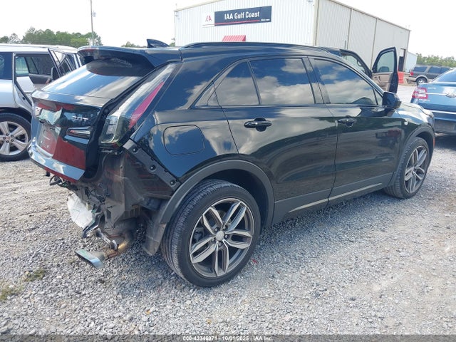 2019 CADILLAC XT4 1GYFZER46KF157383 Photo 3