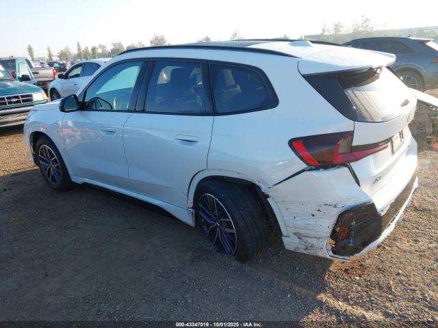 2023 BMW X1 WBX73EF09P5X55562 Photo 2