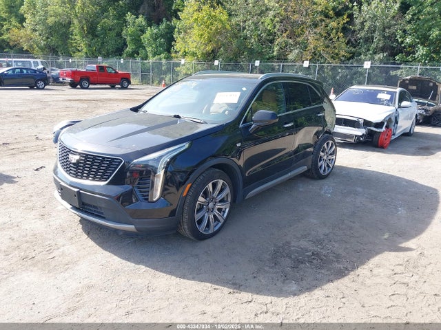 2019 CADILLAC XT4 1GYFZDR42KF148674 Photo 1