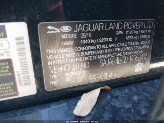 2017 JAGUAR XE SAJAR4BG9HA968407 Photo 8