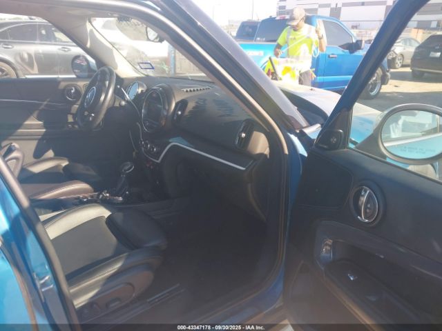 2017 MINI COUNTRYMAN WMZYT5C37H3D79170 Photo 4