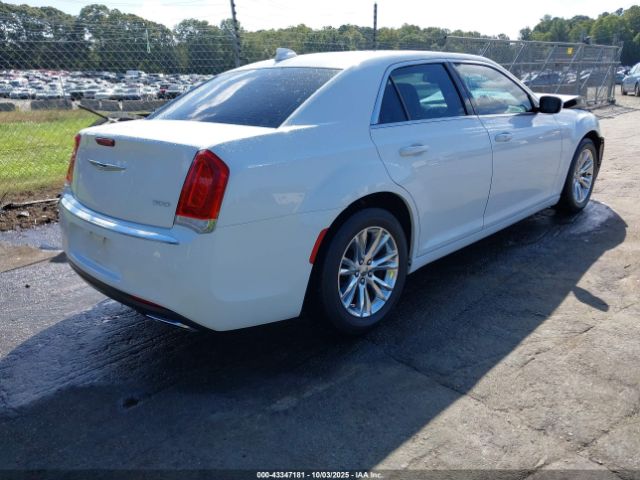 2017 CHRYSLER 300 2C3CCAAG6HH521600 Photo 3