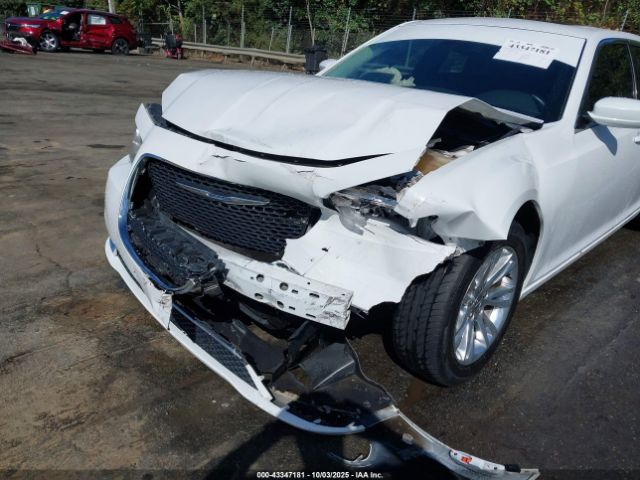 2017 CHRYSLER 300 2C3CCAAG6HH521600 Photo 5