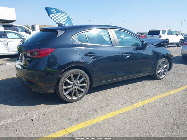 3MZBN1L36JM172115 Mazda py