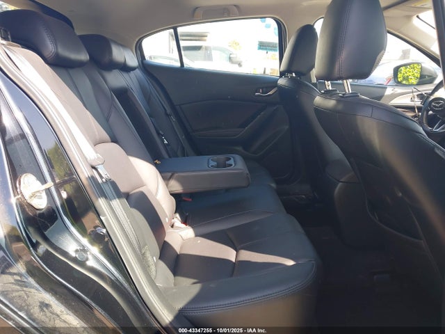 3MZBN1L36JM172115 Mazda py