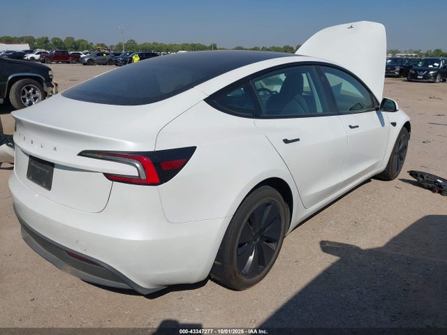 2024 TESLA MODEL 3 5YJ3E1EA2RF747491 Photo 3
